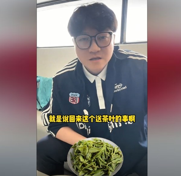  趙鵬：不太清楚賈秀全要球員買茶葉的段子，但這在現(xiàn)實(shí)中也正常