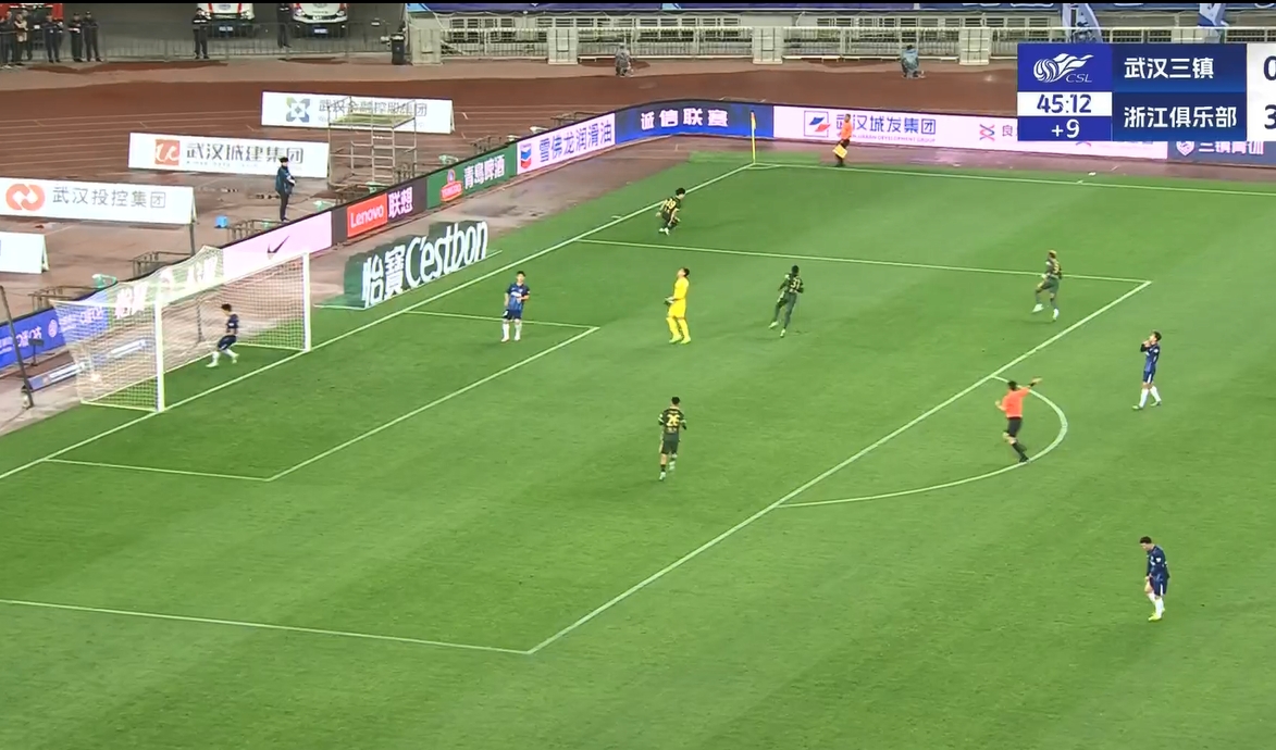  18歲王鈺棟中超處子球！三鎮(zhèn)后防白給，浙江半場(chǎng)4-0領(lǐng)先