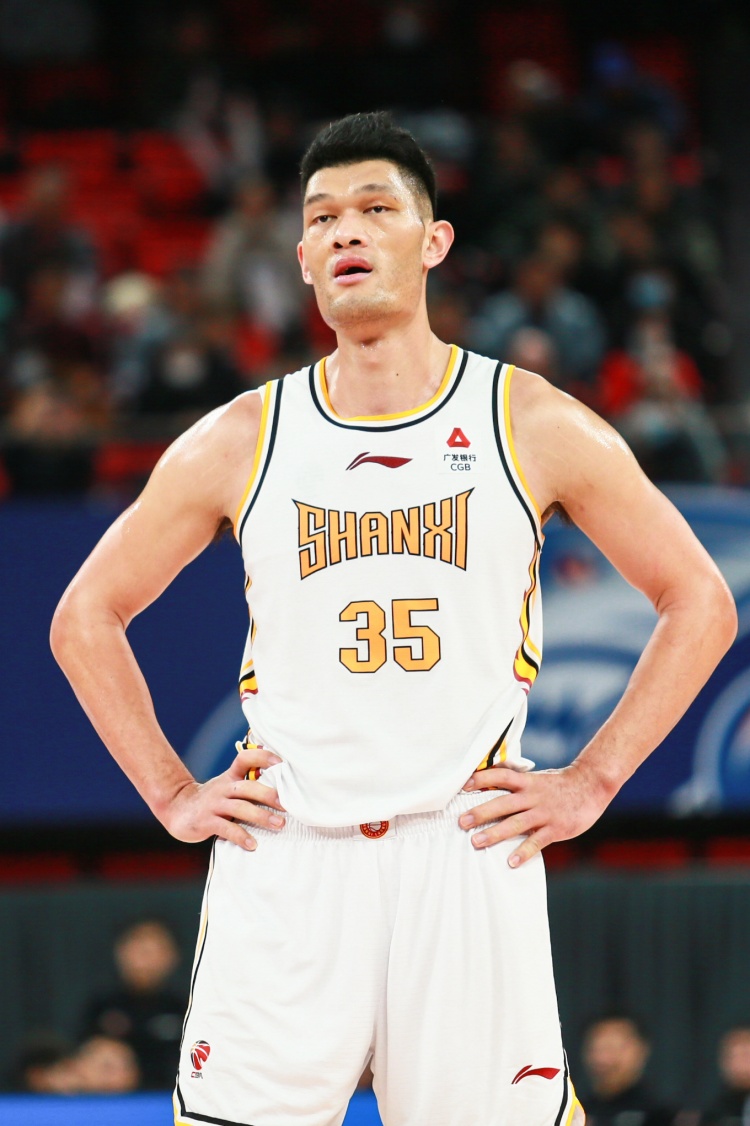  手感不佳！葛昭寶全場8投1中得到2分2籃板2助攻