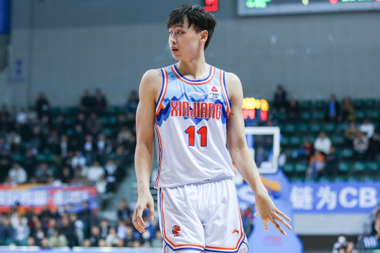 中規(guī)中矩！齊麟8中4拿到15分6籃板 有4失誤&正負(fù)值-10