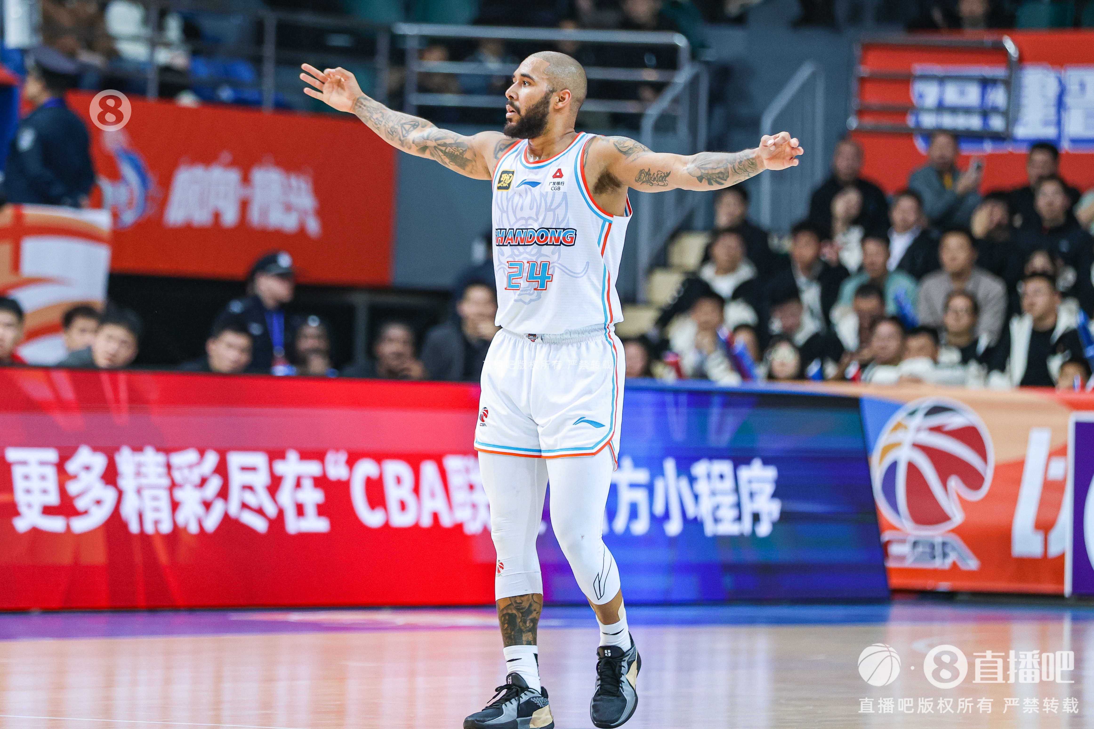  奈何隊友短路！摩爾19中12空砍31分 末節(jié)狂砍22分