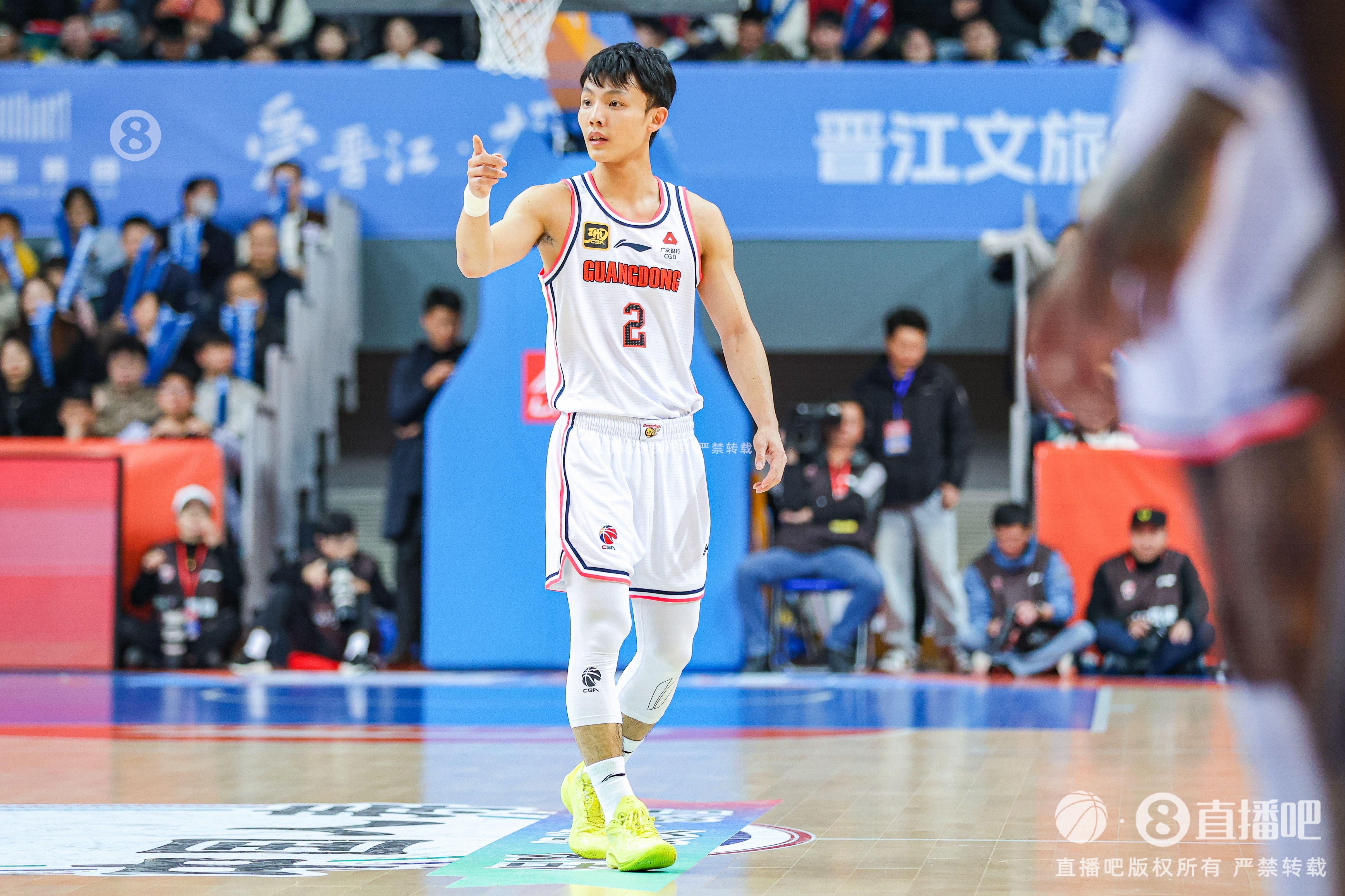  徐杰：身高不是打籃球的唯一標準 努力、勤奮、自律也是天賦
