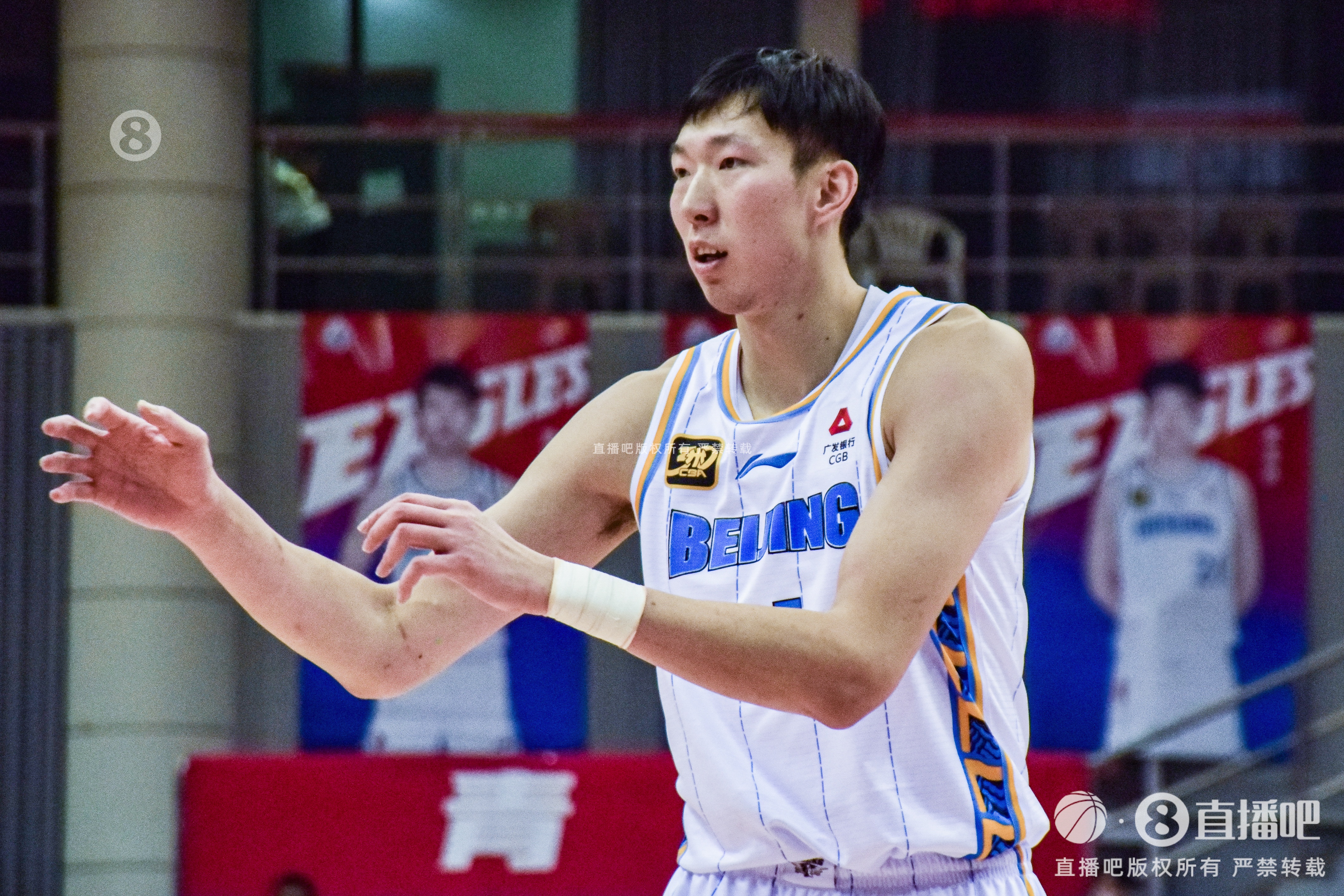  高效兩雙！周琦12中8輕取17分11板2助攻2蓋帽 率隊(duì)取得9連勝