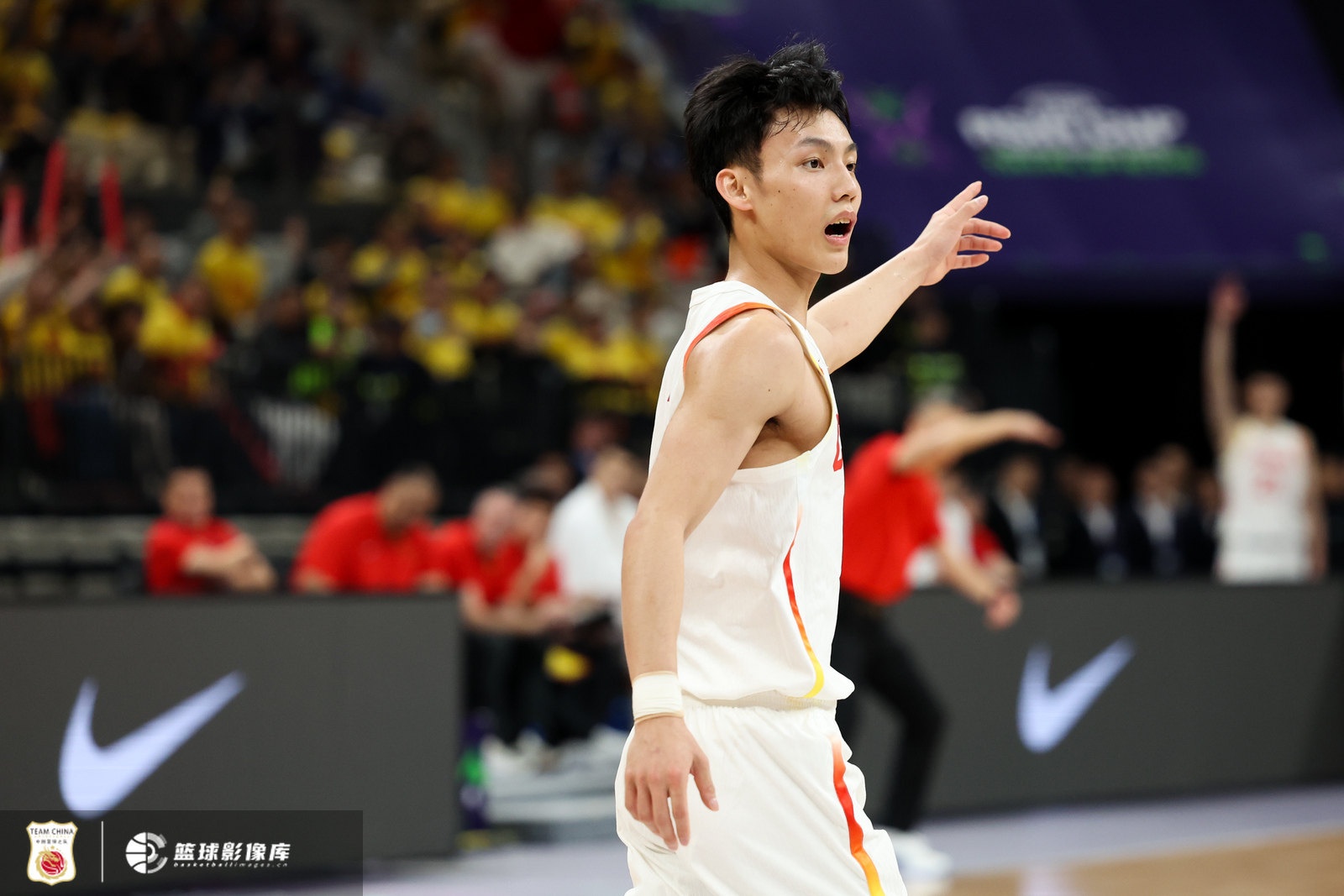  首發(fā)出戰(zhàn)不在狀態(tài)！徐杰全場(chǎng)3中0沒(méi)得分 拿到3板1助2斷另2失誤