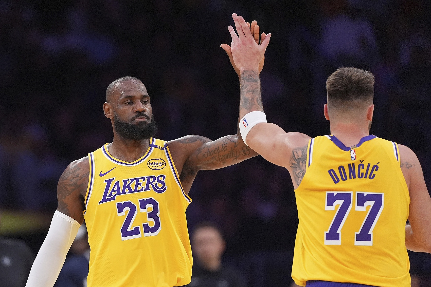  ESPN只聊湖勇？A-史密斯：巴克利是媒體人但根本不懂人們愛看什么
