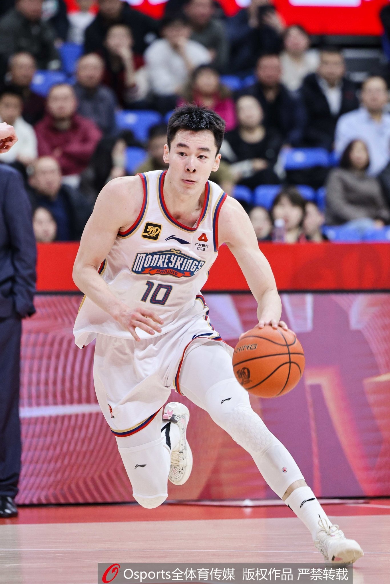  沖擊力十足！郭昊文17投5中&罰球14中12 得到24分10板5助